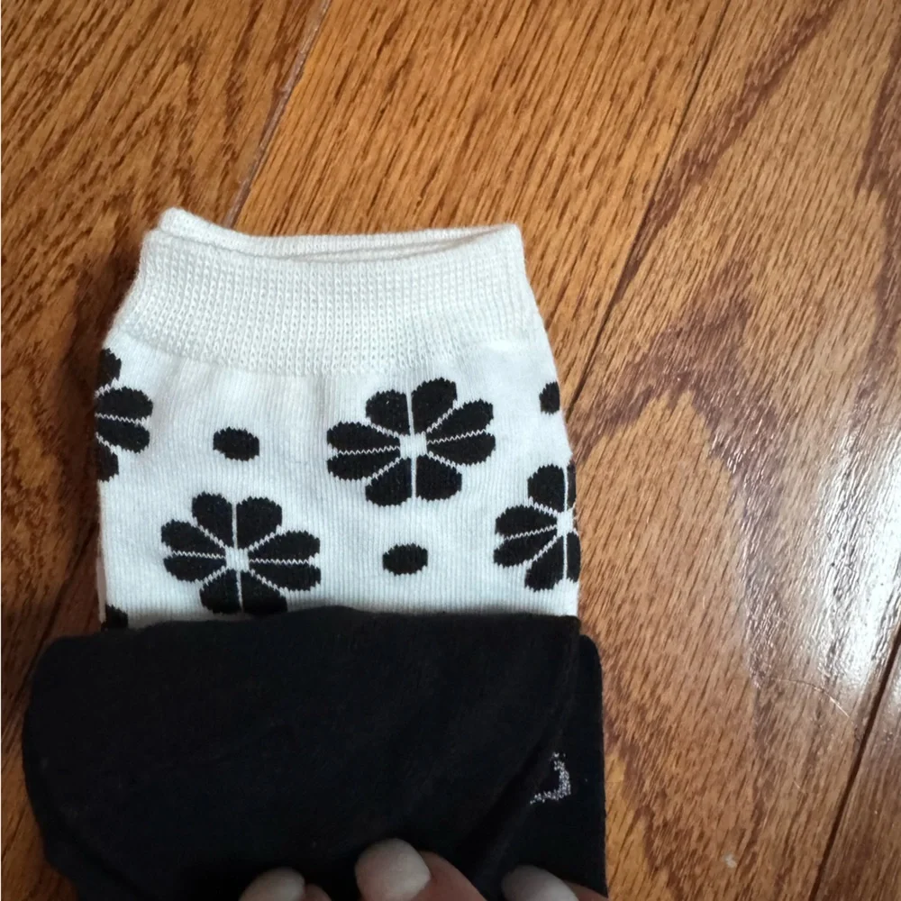Kate Spade Crew Socks Bow Black & White 3pk‎ KSNY